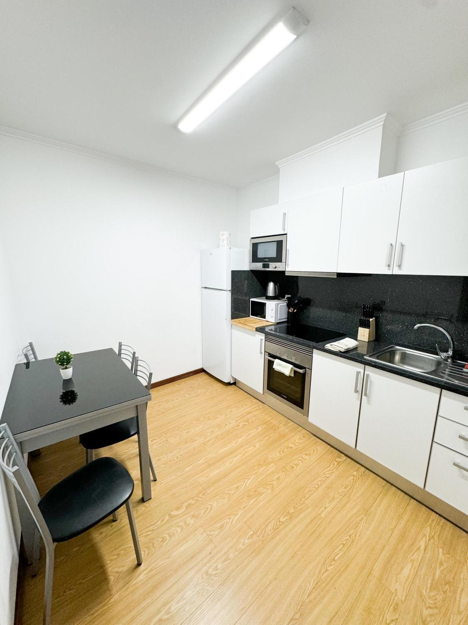 Hostel Monaco Funchal  Luaran gambar