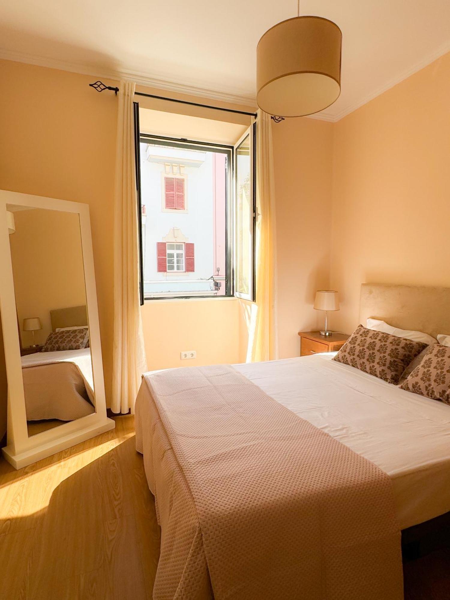 Hostel Monaco Funchal  Luaran gambar