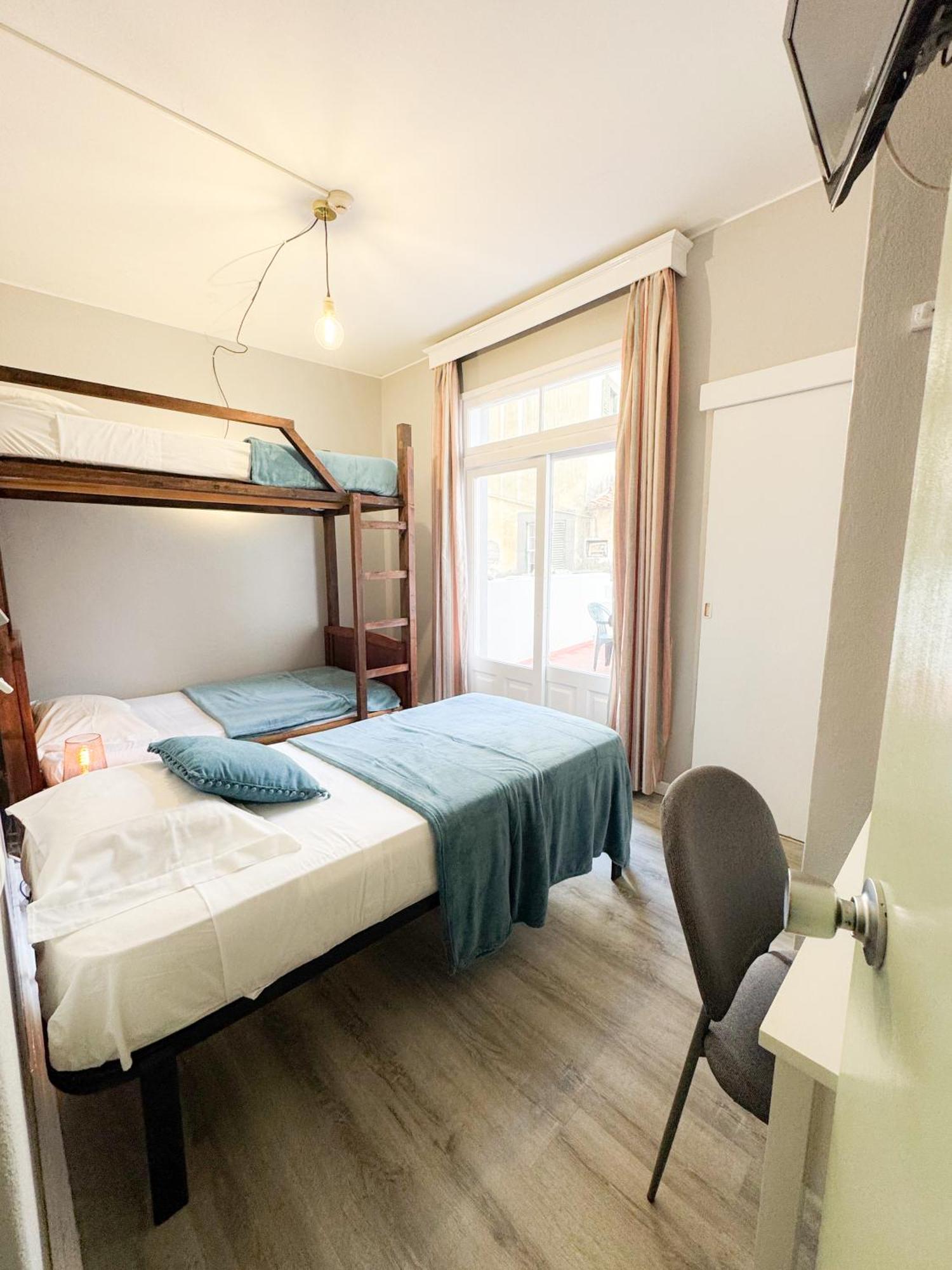 Hostel Monaco Funchal  Luaran gambar